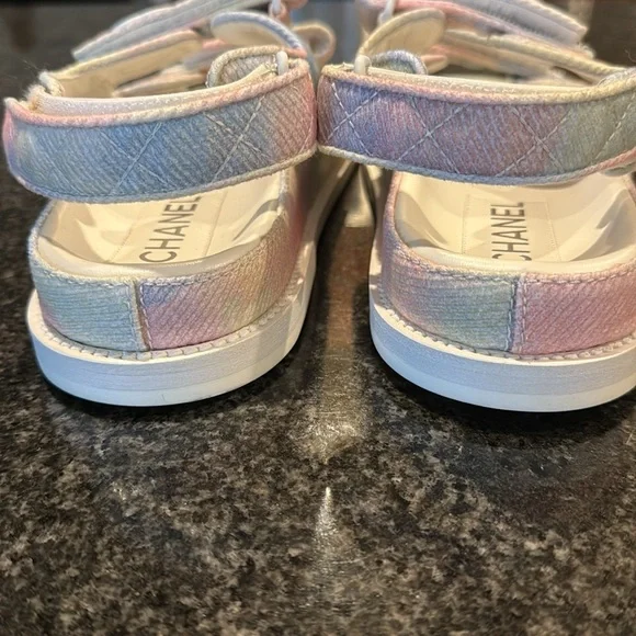 55% off! New! Never worn! Chanel 22C Rainbow Interlocking CC Logo